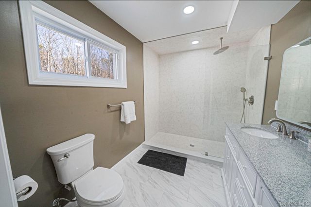 17 Fairway Drive, Manorville, NY 11949