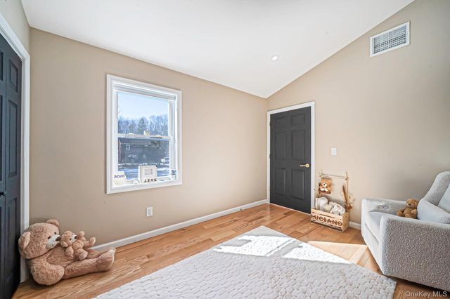 17 Fairway Drive, Manorville, NY 11949