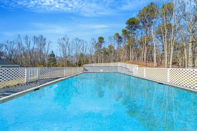 17 Fairway Drive, Manorville, NY 11949