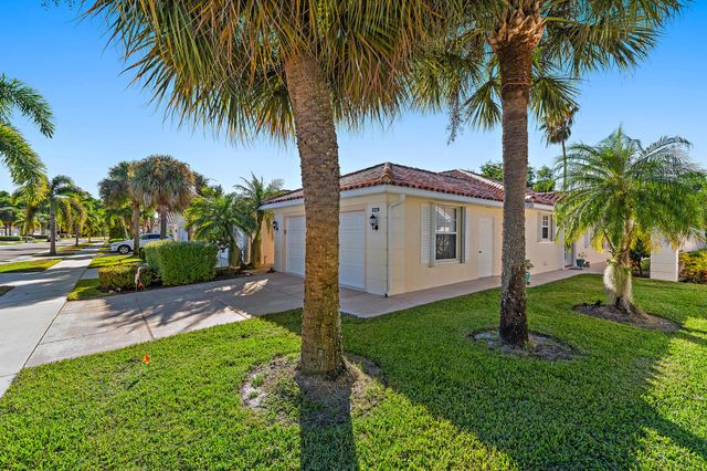 8320 SE Double Tree Drive, Hobe Sound, FL 33455