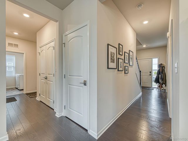 2750 Salt Springs Drive, Saline Township, MI 48176