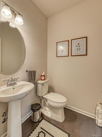 2750 Salt Springs Drive, Saline Township, MI 48176