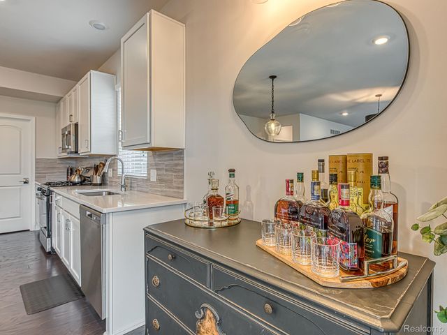 2750 Salt Springs Drive, Saline Township, MI 48176