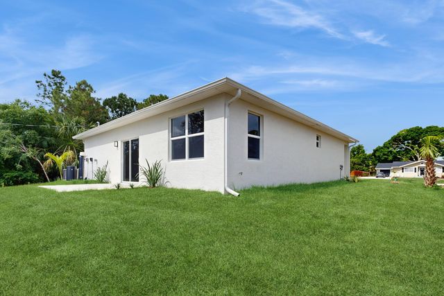 8516 102nd Court, Vero Beach, FL 32967