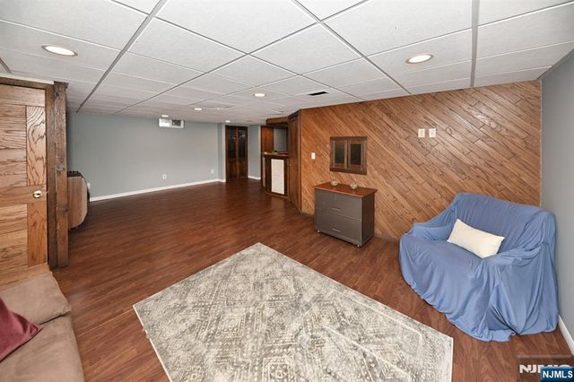 888 Edison Street, Twp Of Washington, NJ 07676