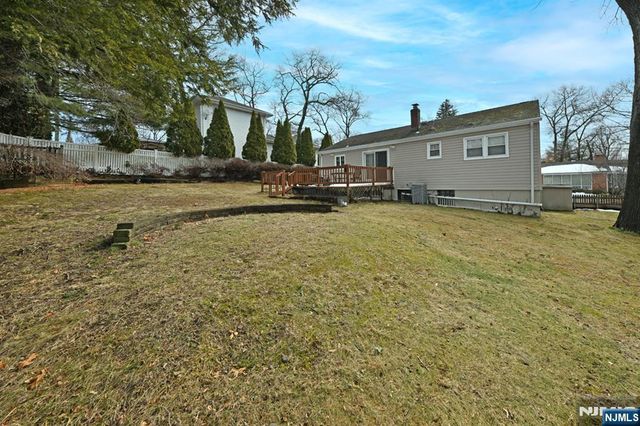 888 Edison Street, Twp Of Washington, NJ 07676