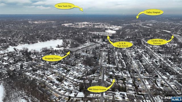 888 Edison Street, Twp Of Washington, NJ 07676