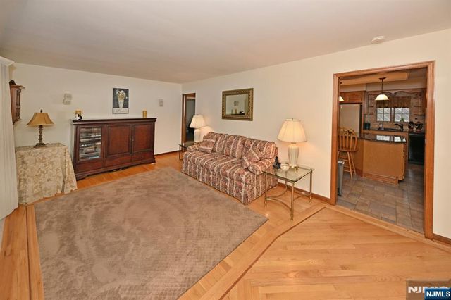 888 Edison Street, Twp Of Washington, NJ 07676