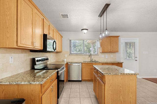 128 GOLDENROD CV, Cibolo, TX 78108