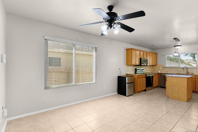 128 GOLDENROD CV, Cibolo, TX 78108