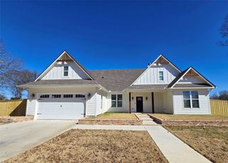 139 Green Meadow, Van, TX 75790