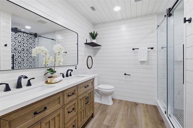 1941 Nicolas Street, Lake Charles, LA 70605