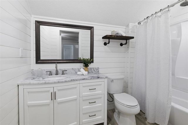 1941 Nicolas Street, Lake Charles, LA 70605