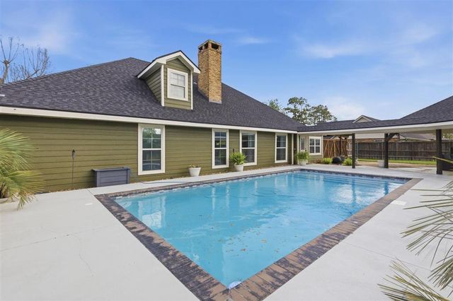 1941 Nicolas Street, Lake Charles, LA 70605