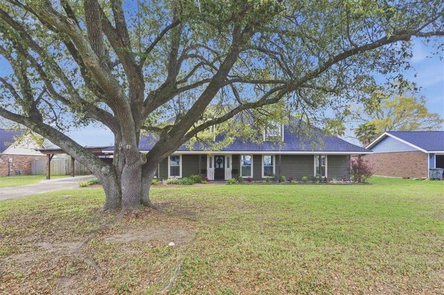 1941 Nicolas Street, Lake Charles, LA 70605