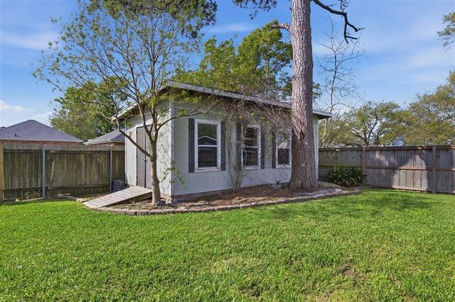 1941 Nicolas Street, Lake Charles, LA 70605