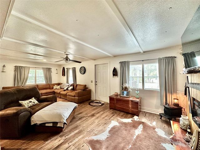 9430 CAROLINA WAY, Fanning Springs, FL 32693