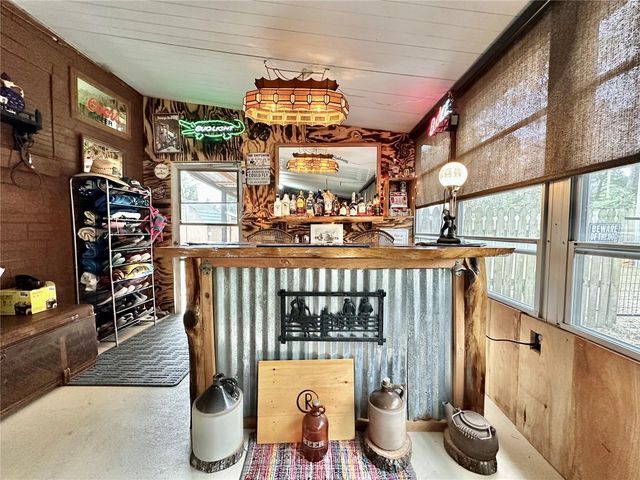 9430 CAROLINA WAY, Fanning Springs, FL 32693