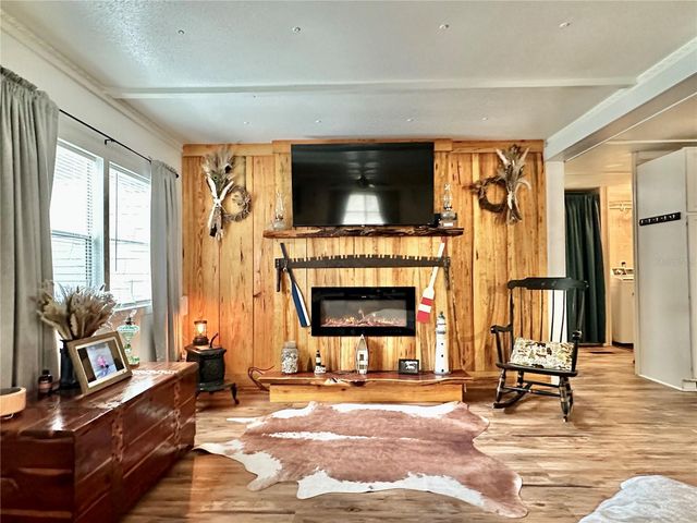 9430 CAROLINA WAY, Fanning Springs, FL 32693