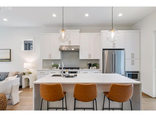 16047 Nw Holman Way L 59, Portland, OR 97229