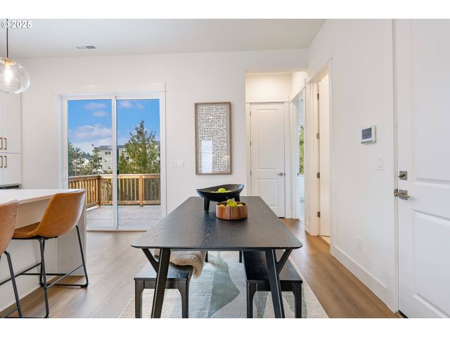 16047 Nw Holman Way L 59, Portland, OR 97229