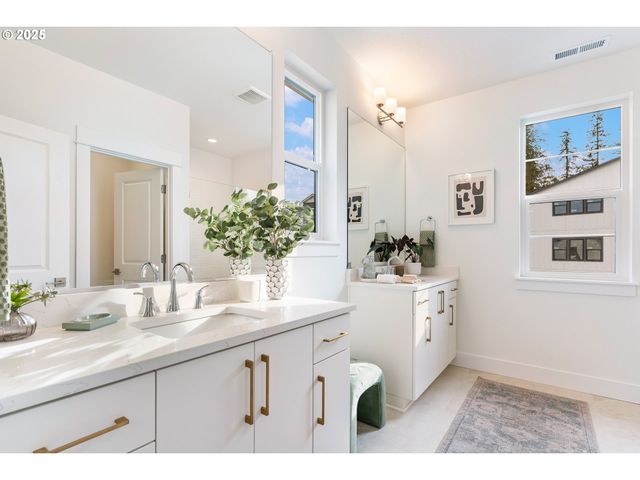 16047 Nw Holman Way L 59, Portland, OR 97229