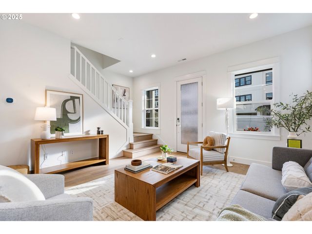 16047 Nw Holman Way L 59, Portland, OR 97229