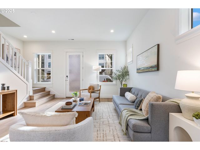 16047 Nw Holman Way L 59, Portland, OR 97229