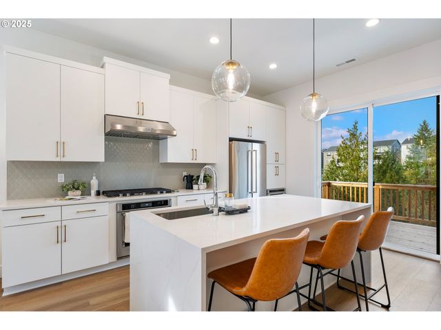 16047 Nw Holman Way L 59, Portland, OR 97229