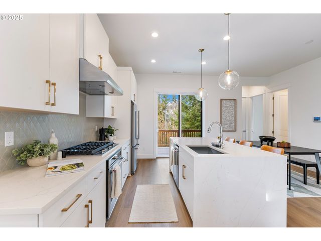 16047 Nw Holman Way L 59, Portland, OR 97229