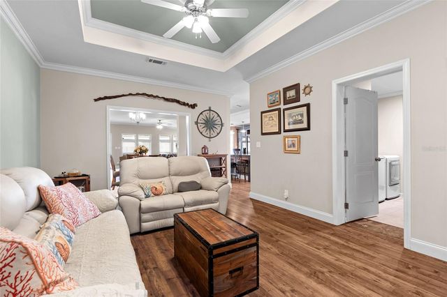 2715 9TH AVENUE N, St Petersburg, FL 33713