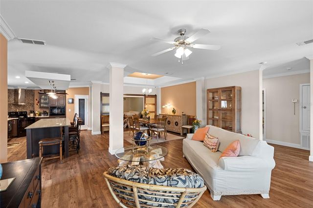 2715 9TH AVENUE N, St Petersburg, FL 33713