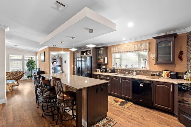 2715 9TH AVENUE N, St Petersburg, FL 33713