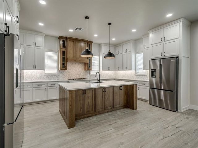 6305 NW 153rd Street, Edmond, OK 73013