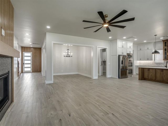 6305 NW 153rd Street, Edmond, OK 73013