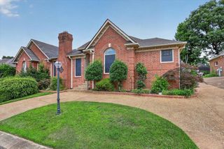 1846 E PHEASANT ACRES LN, Memphis, TN 38016