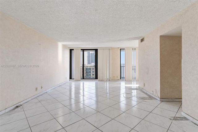 2401 S Ocean Dr 1907, Hollywood, FL 33019