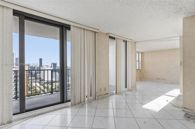 2401 S Ocean Dr 1907, Hollywood, FL 33019