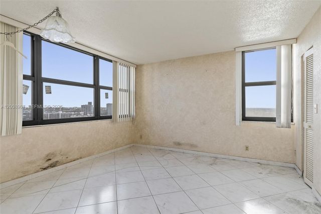 2401 S Ocean Dr 1907, Hollywood, FL 33019