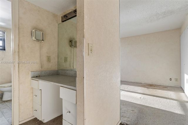 2401 S Ocean Dr 1907, Hollywood, FL 33019