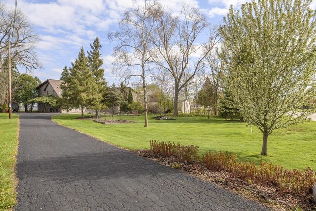 N7254 Winnebago DRIVE, Fond Du Lac, WI 54935