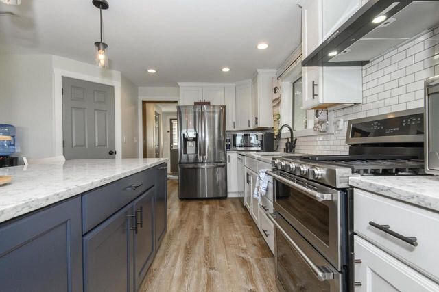 N7254 Winnebago DRIVE, Fond Du Lac, WI 54935