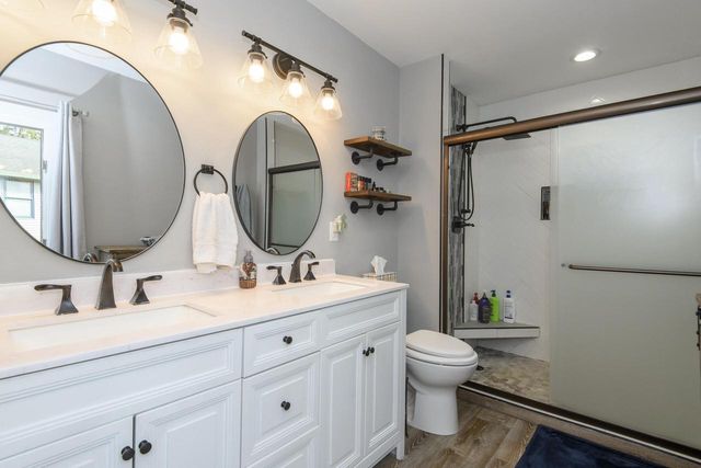 N7254 Winnebago DRIVE, Fond Du Lac, WI 54935