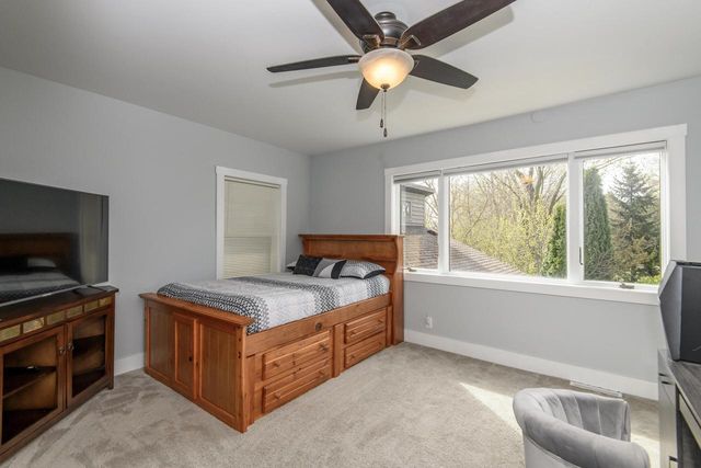 N7254 Winnebago DRIVE, Fond Du Lac, WI 54935