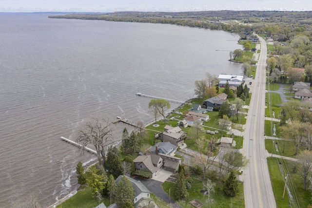 N7254 Winnebago DRIVE, Fond Du Lac, WI 54935