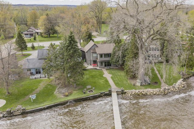 N7254 Winnebago DRIVE, Fond Du Lac, WI 54935