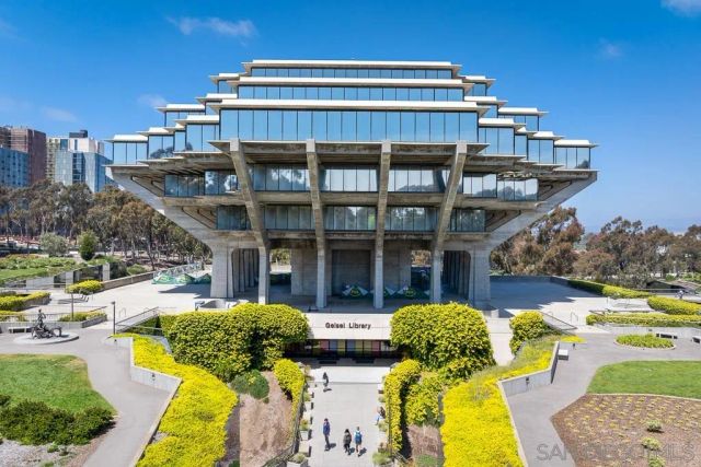 3121 Evening Way B, La Jolla, CA 92037