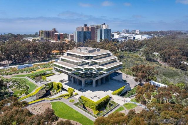 3121 Evening Way B, La Jolla, CA 92037