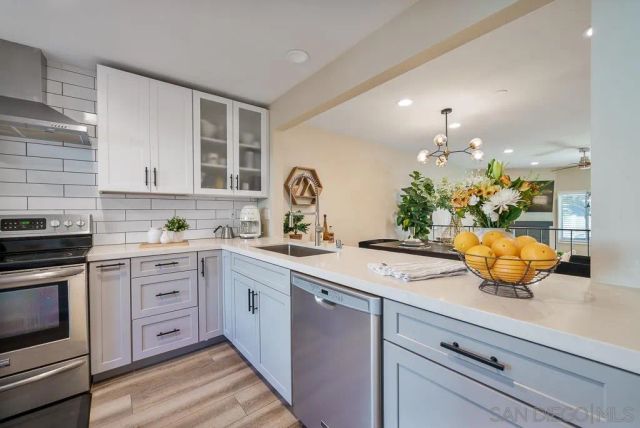 3121 Evening Way B, La Jolla, CA 92037