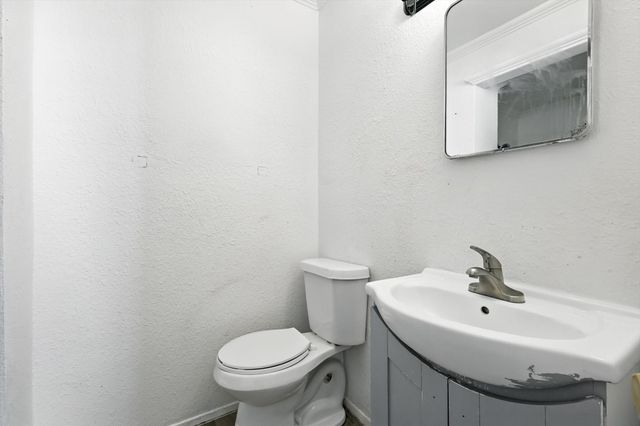 3528 Silverhill Drive, Dallas, TX 75241